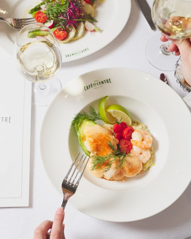 Des crevettes savoureuses, de l’avocat fondant et une touche de sauce onctueuse… Tout ce qu’il faut pour un cocktail de crevettes délicieusement équilibré.

💌 À déguster au Centre!!